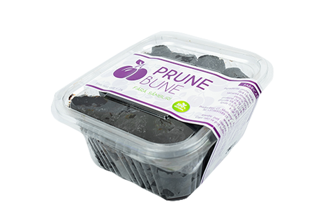 Dried prunes without pits